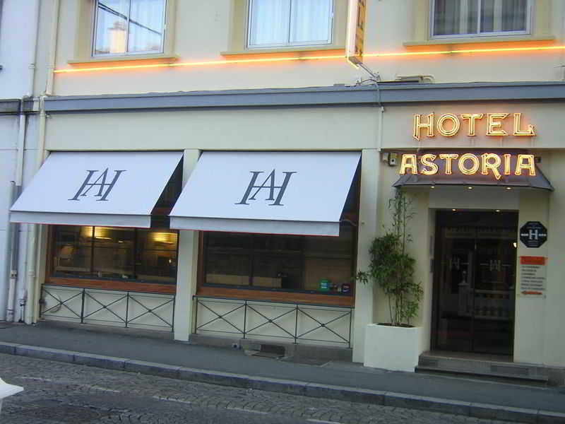 阿斯托利亚老林特舒适酒店 洛里昂 外观 照片